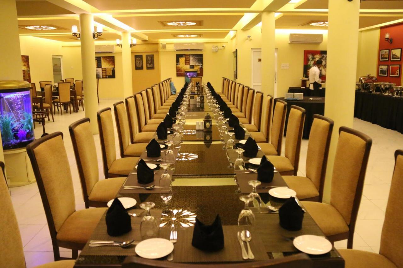 Seethawaka Regency Avissawella Exteriér fotografie